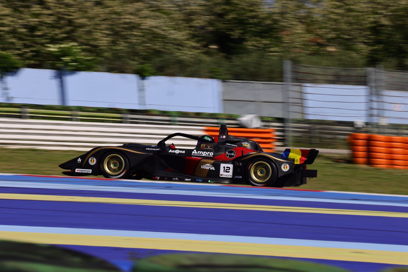 piloți români motorsport Formula 4 debut internațional