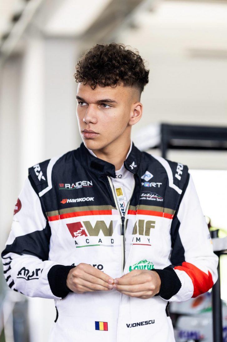 victor-ionescu-pilot-radical-acr Victor Ionescu pilot Radical cu licență ACR